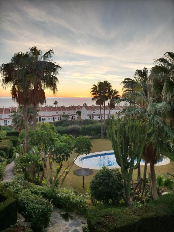 Appartement Met Zeezicht En Vlakbij Het Strand Manilva Zewnętrze zdjęcie