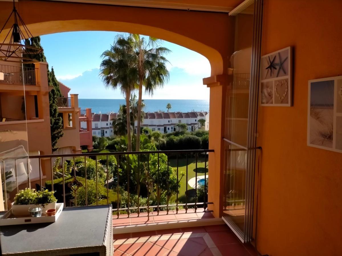 Appartement Met Zeezicht En Vlakbij Het Strand Manilva Zewnętrze zdjęcie