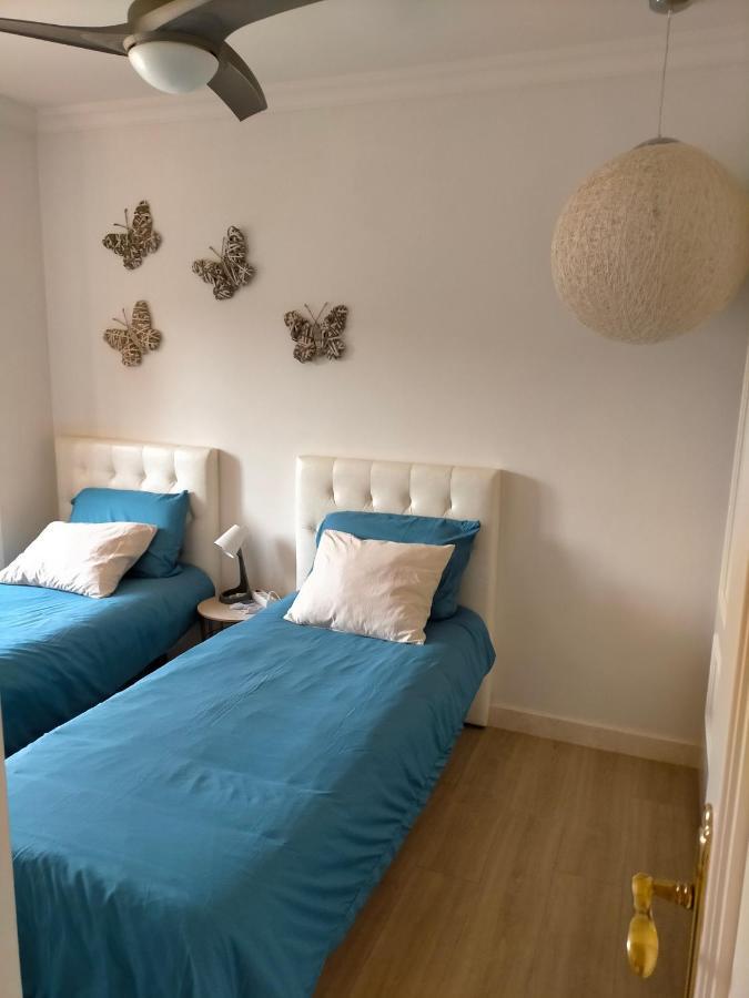 Appartement Met Zeezicht En Vlakbij Het Strand Manilva Zewnętrze zdjęcie