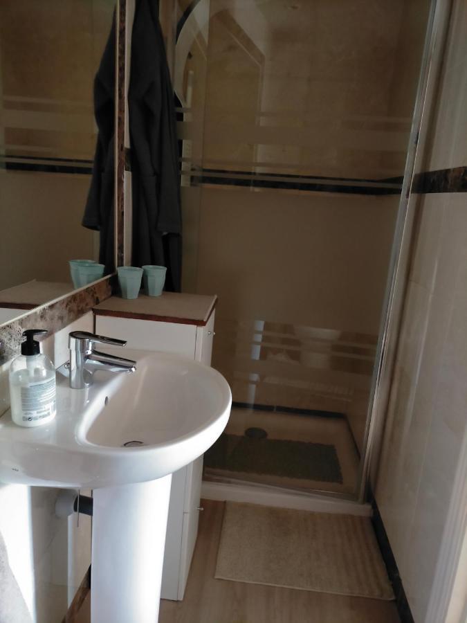 Appartement Met Zeezicht En Vlakbij Het Strand Manilva Zewnętrze zdjęcie