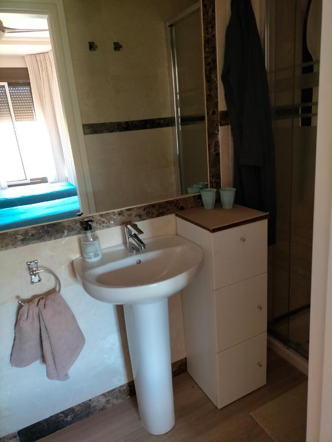 Appartement Met Zeezicht En Vlakbij Het Strand Manilva Zewnętrze zdjęcie