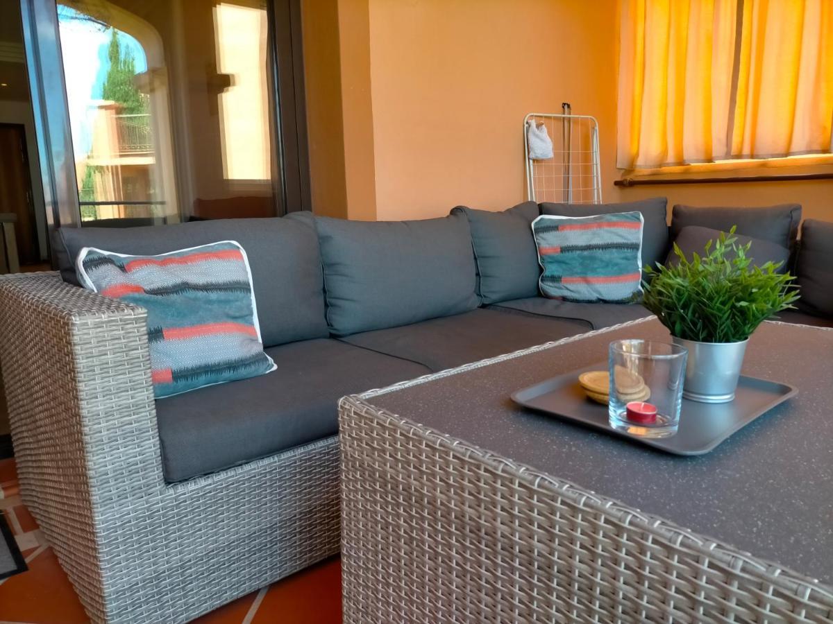 Appartement Met Zeezicht En Vlakbij Het Strand Manilva Zewnętrze zdjęcie